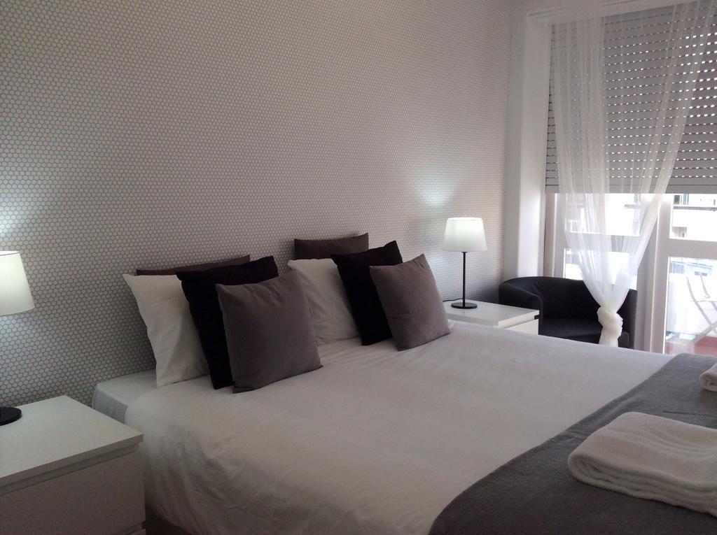 4U Lisbon IV Guesthouse Airport Exterior photo