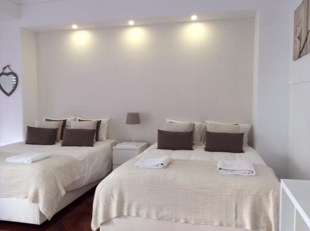 4U Lisbon IV Guesthouse Airport Exterior photo