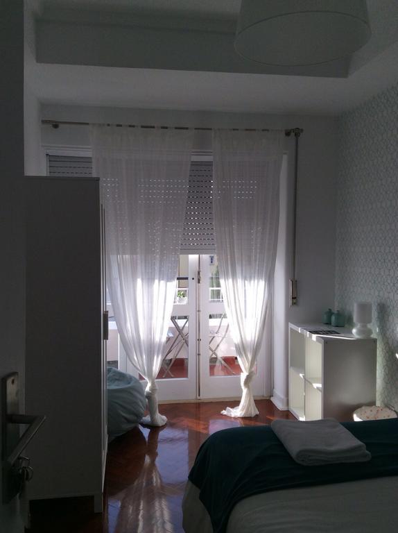4U Lisbon IV Guesthouse Airport Exterior photo