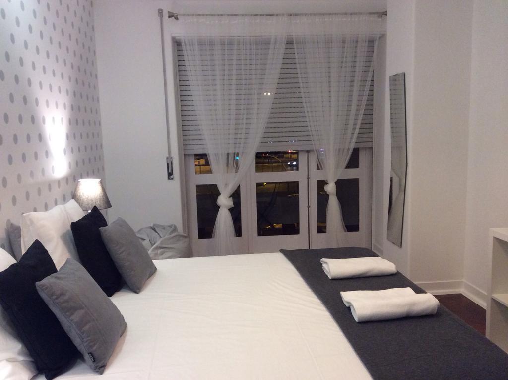 4U Lisbon IV Guesthouse Airport Exterior photo